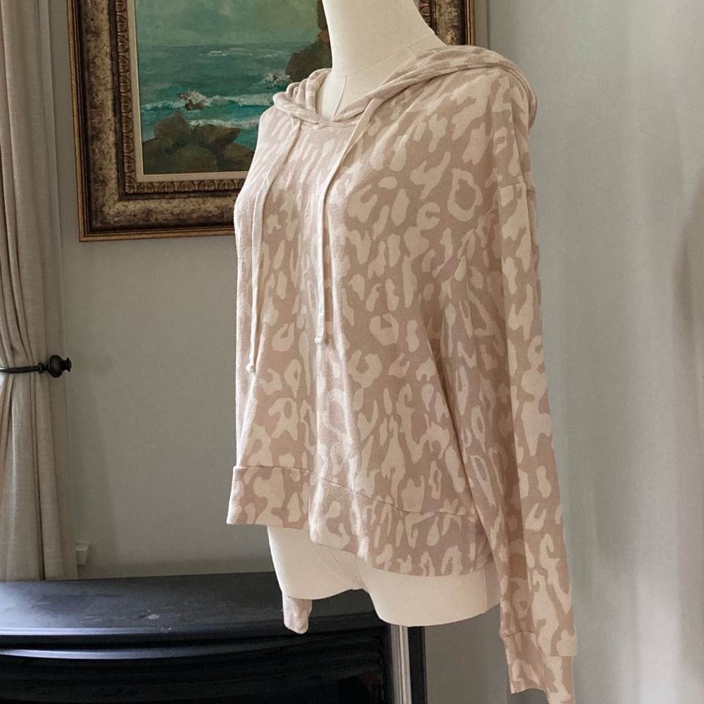 Ruby & Jenna Animal Print Hoodie Beige Tan Women